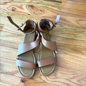 Size 8 Franco Sarto sandals